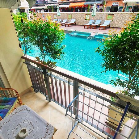 The Paradise Jomtien Beach Exterior photo