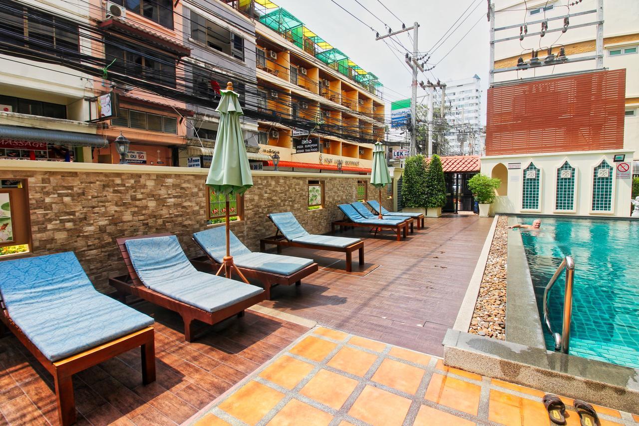 The Paradise Jomtien Beach Exterior photo