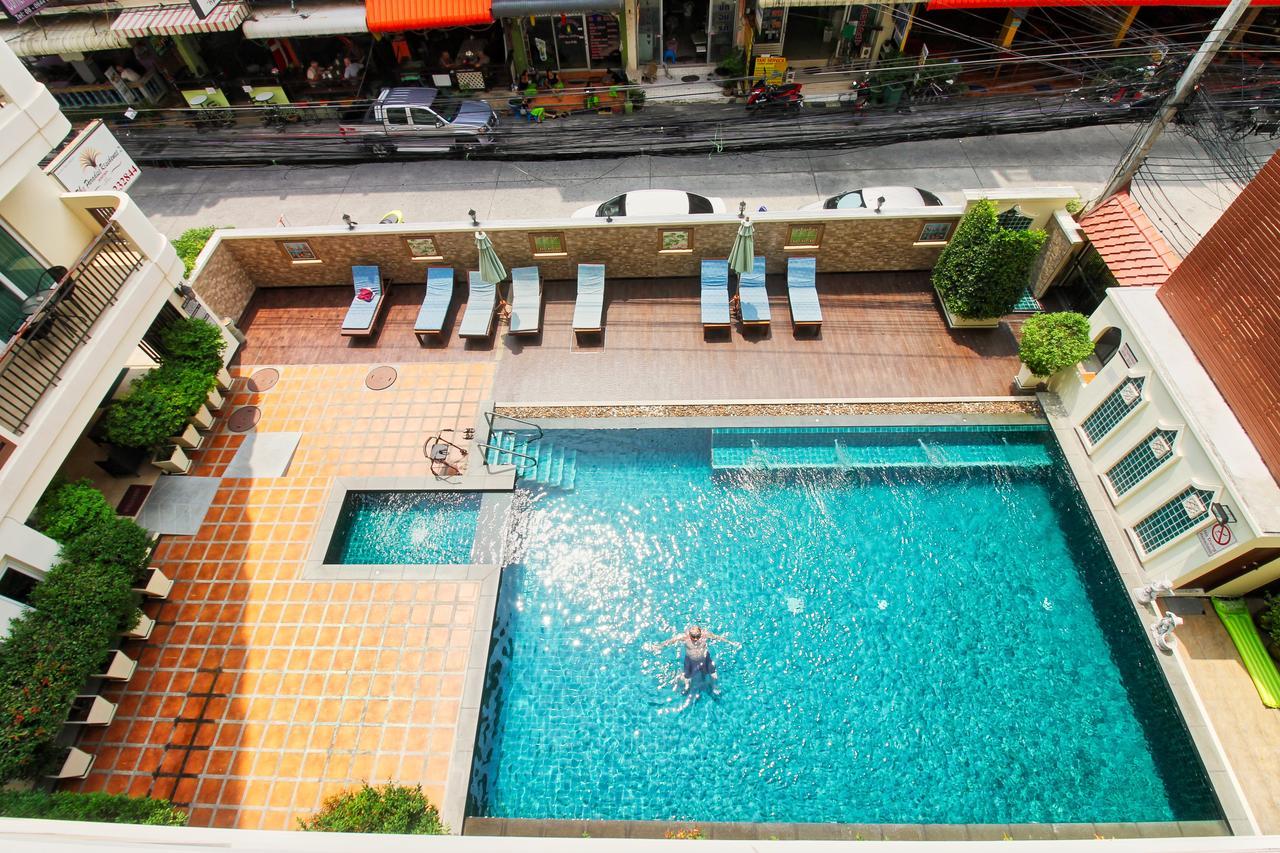 The Paradise Jomtien Beach Exterior photo